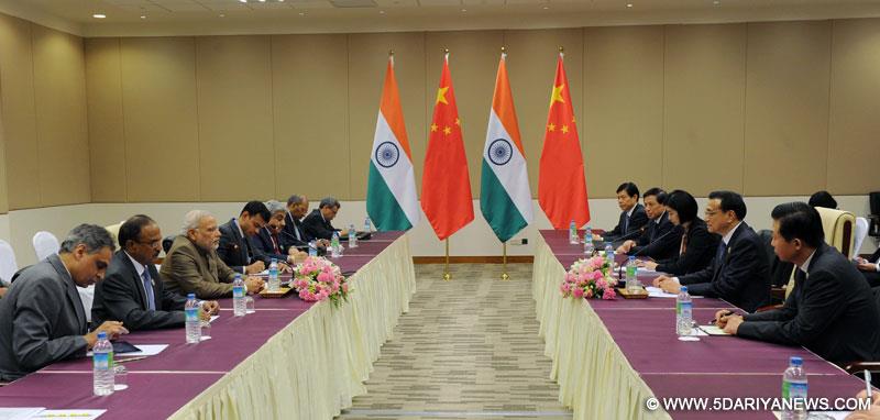 The Prime Minister,  Narendra Modi meeting the Premier of People’s Republic of China,  Li Keqiang, in Nay Pyi Taw, Myanmar on November 13, 2014.
