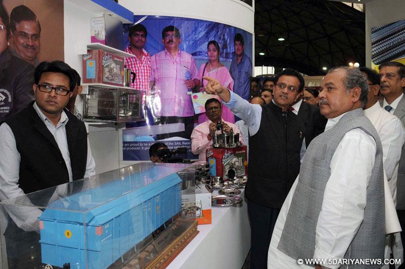 Narendra Singh Tomar visiting after inaugurating the ‘Steel Pavilion’ in IITF-2014, at Pragati Maidan, in New Delhi on November 14, 2014. 