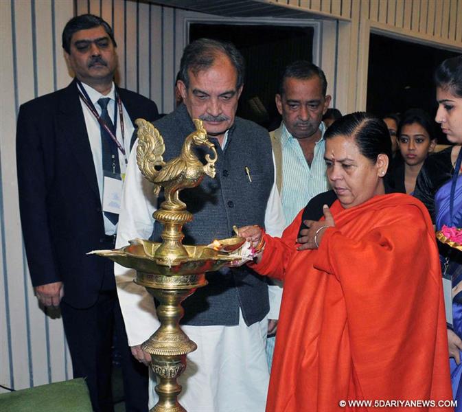 Uma Bharti lighting the lamp to inaugurate the national conference on issues for optimal use of water resources called “Jal Manthan”, in New Delhi