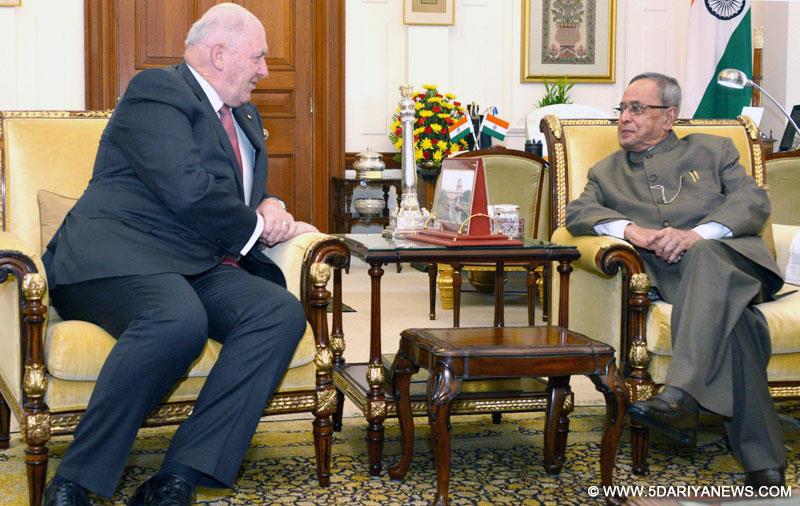 The Governor General of Australia, General Peter Cosgrove calling on the President, Pranab Mukherjee, in New Delhi 