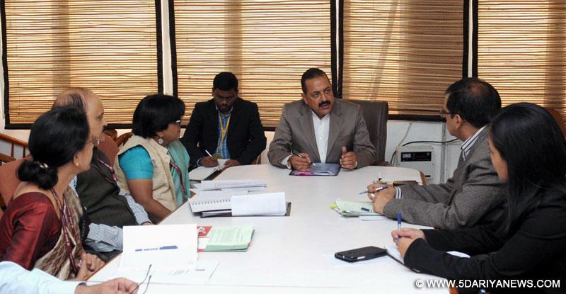Dr. Jitendra Singh holding a meeting of senior officers of his ministry, in New Delhi on December 09, 2014.
