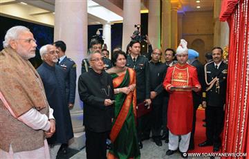 Pranab Mukherjee, President, Mohd. Hamid Ansari and the Prime Minister, Narendra Modi at the inauguration ceremony of the Ceremonial Hall, at the President