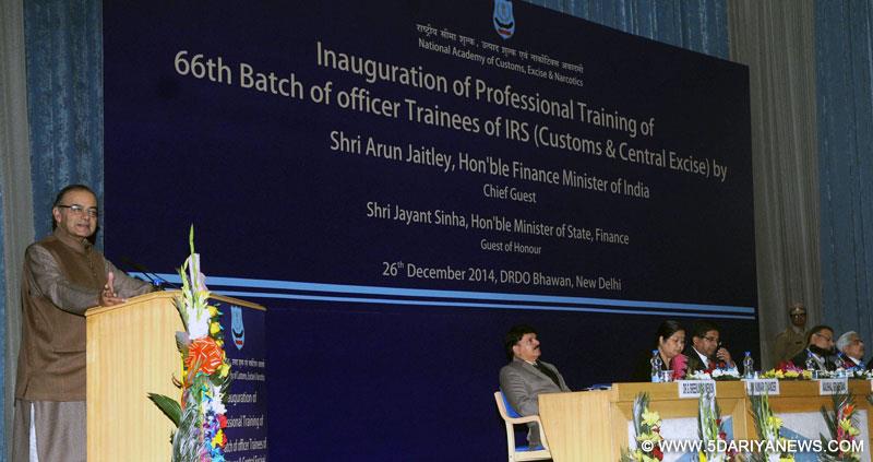 Arun Jaitley addressing at the inauguration of the Professional Training of the 66th Batch of IRS (Customs & Central Excise) Probationers, in New Delhi on December 26, 2014. 