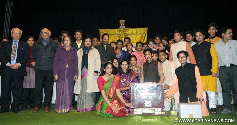 Mukhtar Abbas Naqvi with the winners of the 49th Youth Parliament Competition, 2014-2015