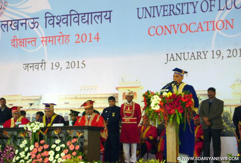 Rajnath Singh addressing at the University of Lucknow Convocation ceremony for the year 2014, in Lucknow on January 19, 2015.