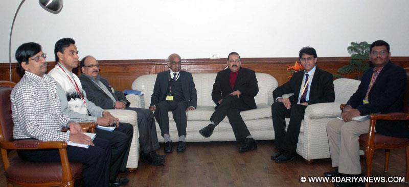 The ISRO Chairman, A.S. Kiran meeting the Minister of State for Development of North Eastern Region (I/C),  Dr. Jitendra Singh, in New Delhi on January 22, 2015. 