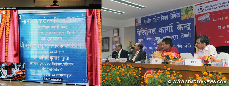 Suresh Prabhakar Prabhu inaugurating the Perishable Cargo Centre (at Azadpur Sabzi Mandi, Delhi) of Container Corporation of India (CONCOR) through video conferencing, at a function, in New Delhi on March 24, 2015. 