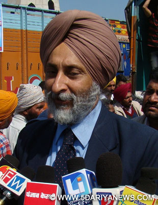 ਆਦੇਸ਼ ਪ੍ਰਤਾਪ ਸਿੰਘ ਕੈਰੋਂ