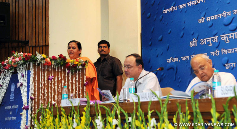 Uma Bharti addressing after releasing the Booklet and Pocket Book on the initiatives and achievements of the Ministry of Water Resources, River Development and Ganga Rejuvenation, in New Delhi on April 18, 2015. 