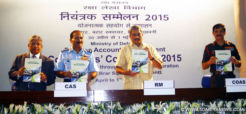 The Union Minister for Defence, Manohar Parrikar releasing a Statistical handbook on defence expenditure during the inaugural session of two-day Controllers’ Conference of Defence Accounts Department, in New Delhi on April 30, 2015.