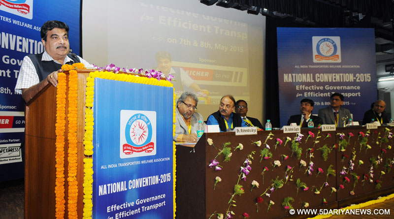 The Union Minister for Road Transport & Highways and Shipping, Nitin Gadkari addressing the Inaugural Session of the National Convention of Transporters, organised by AITWA, in New Delhi on May 08, 2015. 
