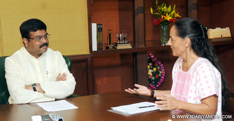 The Ambassador of Mexico to India,Melba Maria Pria Olavarrieta meeting the Minister of State for Petroleum and Natural Gas (Independent Charge),  Dharmendra Pradhan, in New Delhi on May 12, 2015.