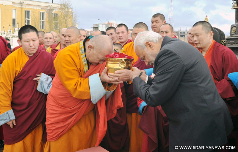 The Prime Minister, Narendra Modi visiting the Gandan Monastery, in Mongolia on May 17, 2015.