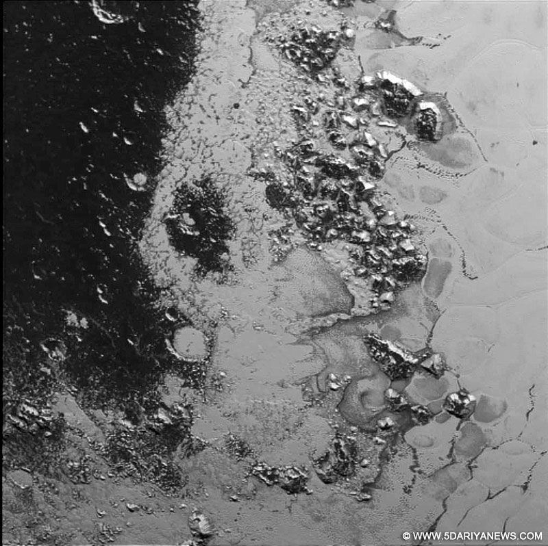 NASA probe finds second mountain range in Pluto