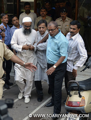 Nagpur: Suleman Memon and Usman Memon, the brothers of 1993 Mumbai serial bomb blasts convict Yakub Memon who was executed at Nagpur Central Jail, on July 30, 2015. 
