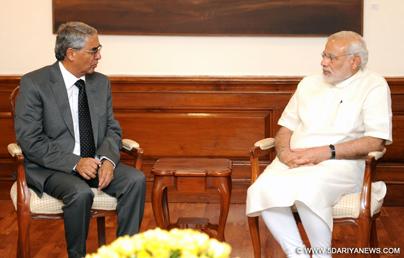 The former Prime Minister of Nepal, Shri Sher Bahadur Deuba calling on the Prime Minister, Shri Narendra Modi, in New Delhi on July 31, 2015.