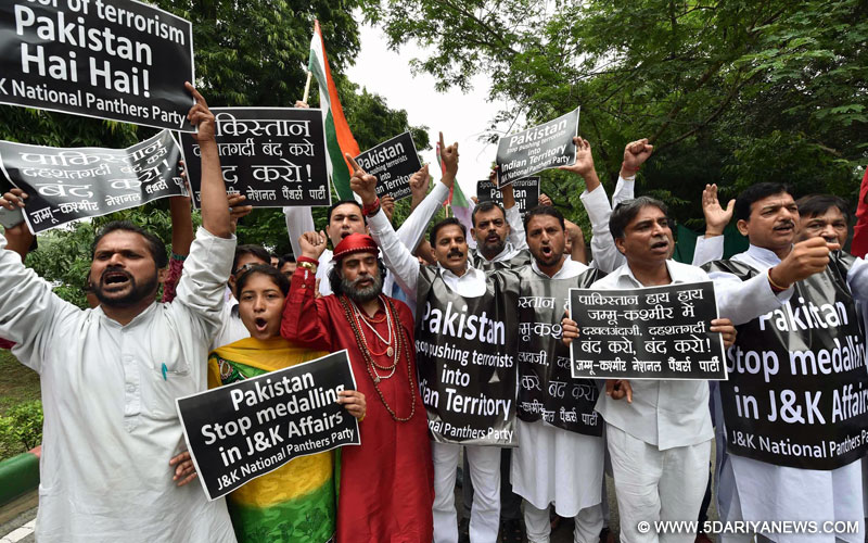 The activists of Jammu and Kashmir National Panthers Party (JKNPP) stage a demonstration against Pakistani government in front of Pakistan Embassy in New Delhi on Aug 8, 2015. 