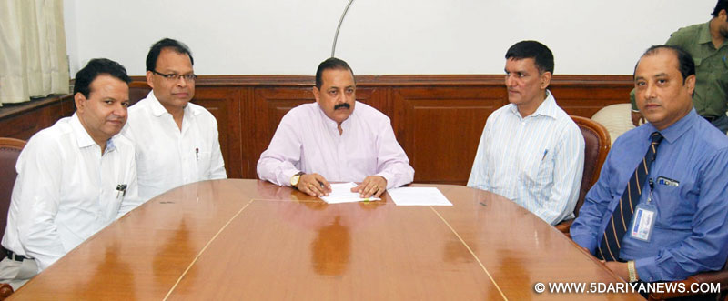 A delegation of IPS Officers calling on the Minister of State for Development of North Eastern Region (I/C), Prime Minister’s Office, Personnel, Public Grievances & Pensions, Department of Atomic Energy, Department of Space, Dr. Jitendra Singh, in New Delhi on August 20, 2015.