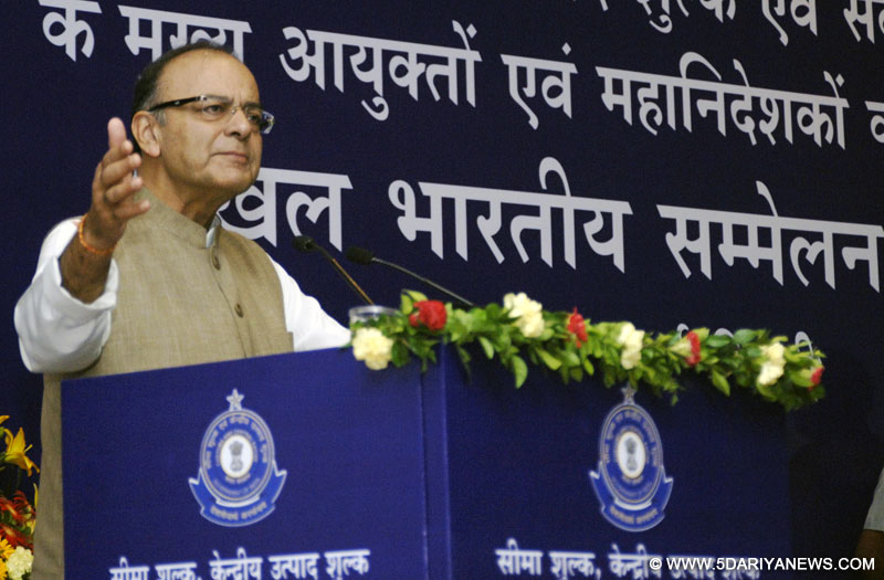Arun Jaitley delivering the keynote address at the inauguration of the two day Annual Conference of the Chief Commissioners and Director Generals of Central Board of Excise and Customs (CBEC), in New Delhi on August 24, 2015.