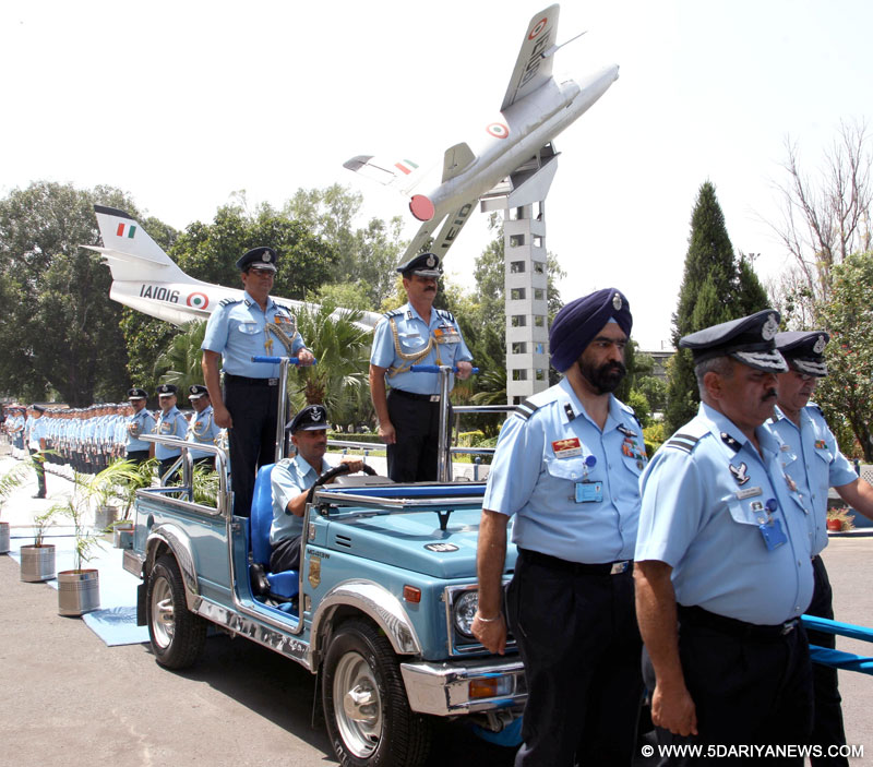 Air Marshal SS Soman PVSM AVSM VM ADC Hands over Command of Western Air Command