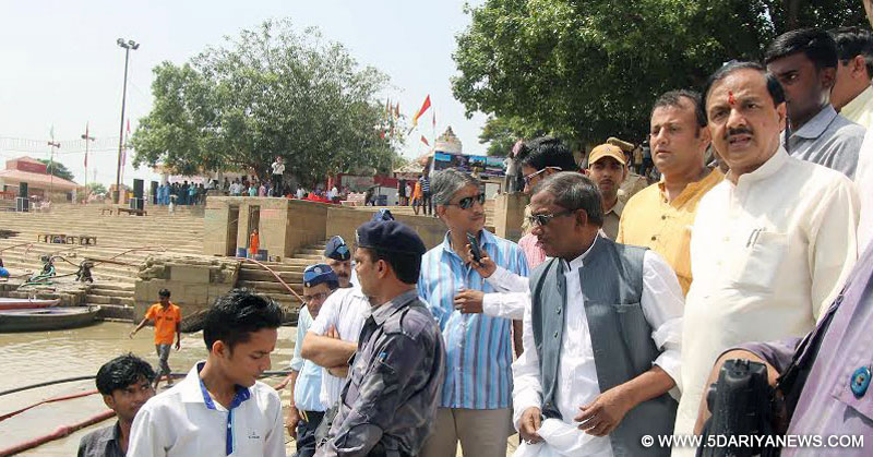 The Minister of State for Culture (Independent Charge), Tourism (Independent Charge) and Civil Aviation, Dr. Mahesh Sharma inspecting the Assi Ghat, in Varanasi on September 05, 2015.