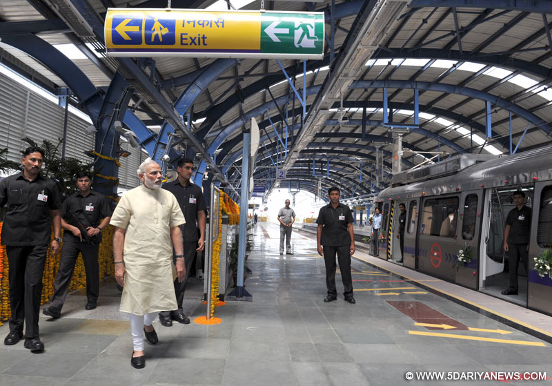 Delhi Metro connectivity to be extended: Narendra Modi