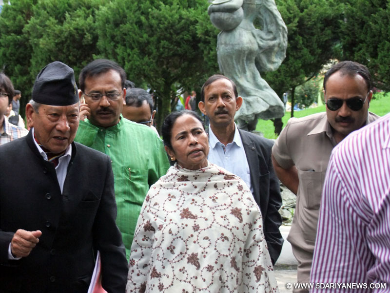 Mamata withdraws cases against GJM, launches green project for Darjeeling