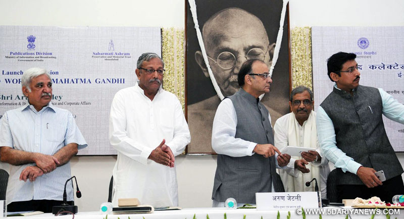 Arun Jaitley launching the e-version of the collected works of Mahatma Gandhi, at function, in New Delhi on September 08, 2015. The Minister of State for Information & Broadcasting, Col. Rajyavardhan Singh Rathore and the Secretary, Ministry of Information and Broadcasting, Shri Sunil Arora and other dignitaries are also seen. 