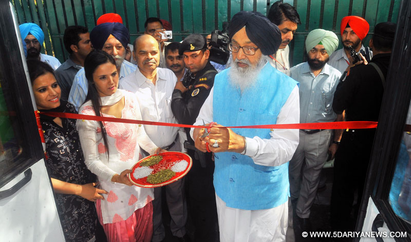 Punjab Chief Minister Parkash Singh Badal Inaugurates Mobile Science Exhibition At Chandigarh On Wednesday.