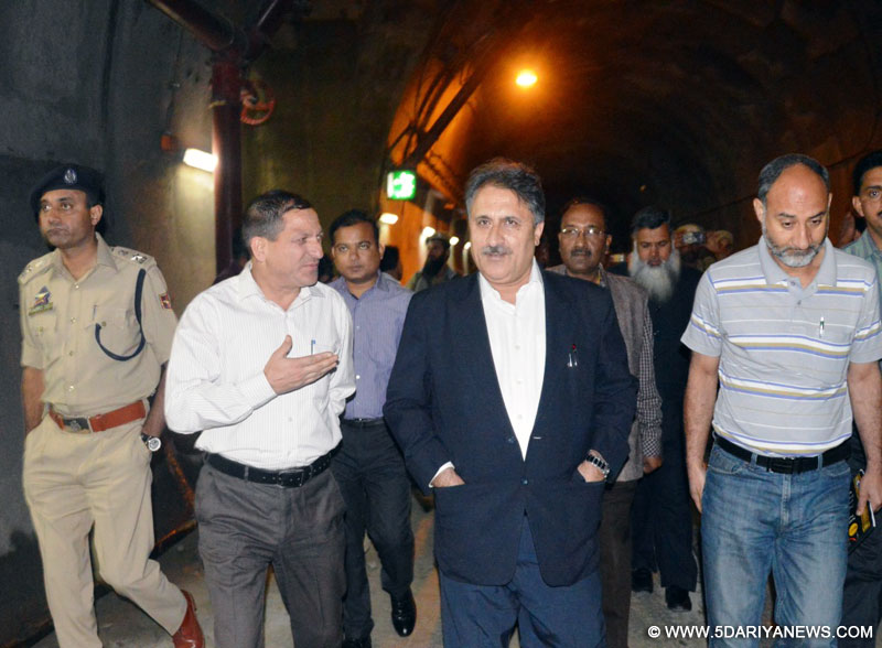 Div Com inspects facilities provided to Railway passengers