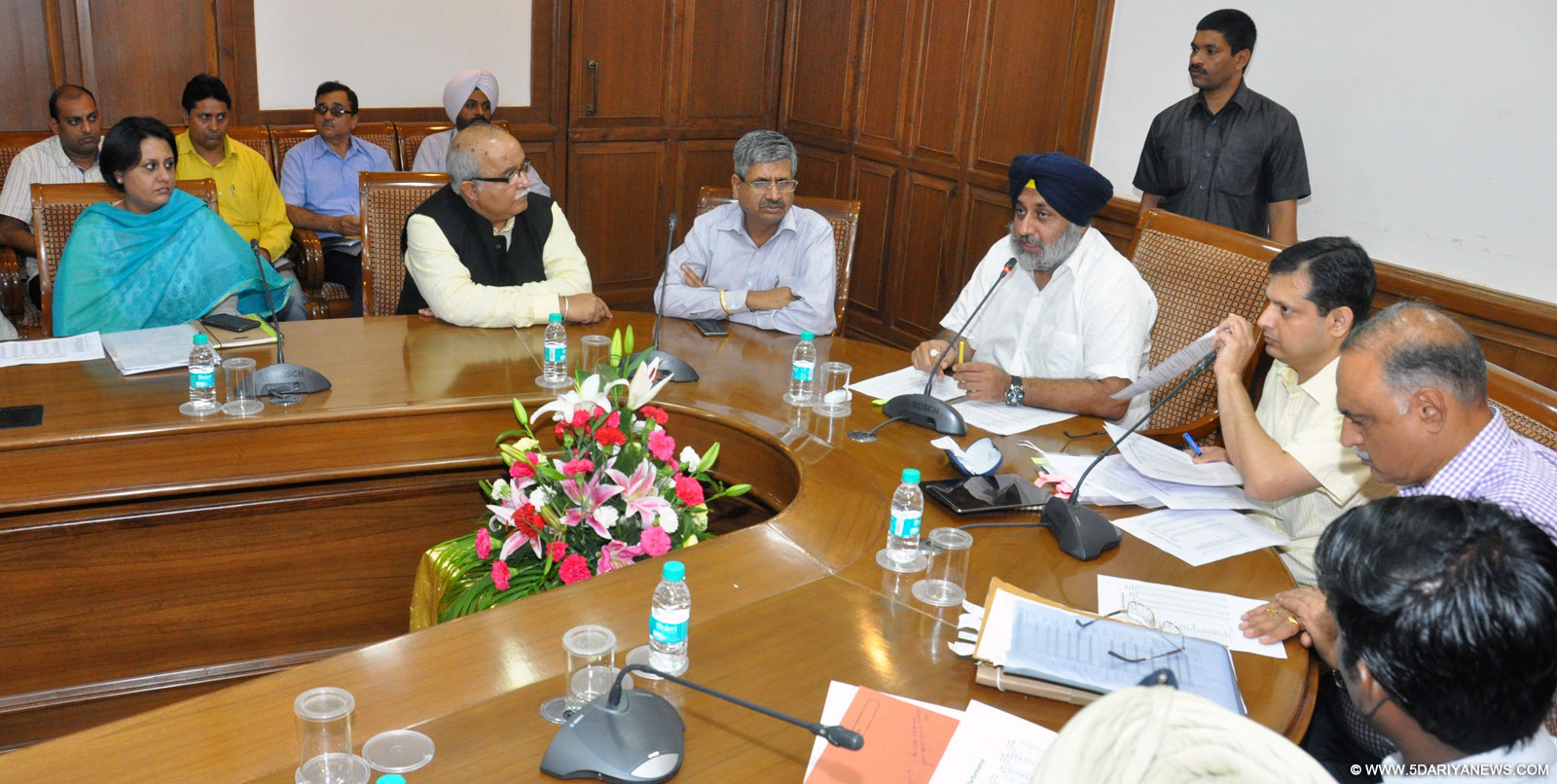 Sukhbir Badal directs excise department to install CCTV camera at all escape routes to curb tax evasion