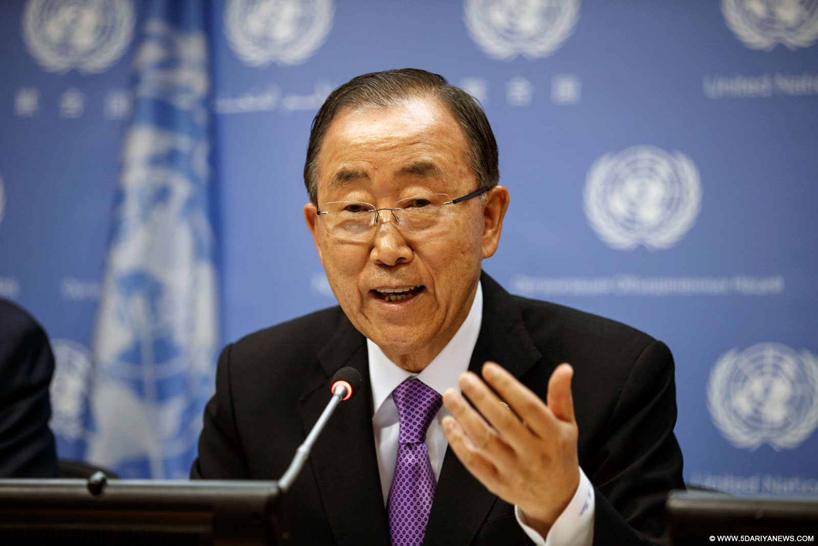 Hold talks, UN chief tells India, Pakistan