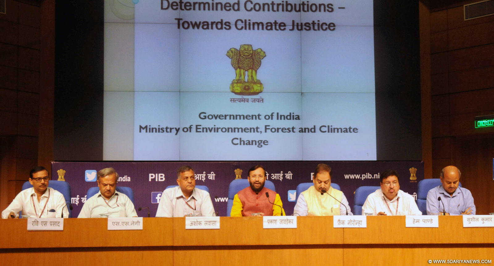 The Minister of State for Environment, Forest and Climate Change (Independent Charge), Shri Prakash Javadekar addressing a press conference on INDCs, in New Delhi on October 02, 2015. The Secretary, Ministry of Environment, Forest and Climate Change, Shri Ashok Lavasa, the Director General (M&C), Press Information Bureau, Shri A.P. Frank Noronha and other dignitaries are also seen.