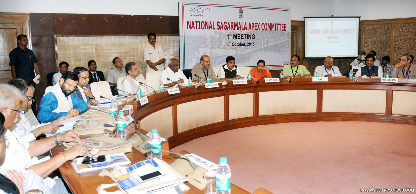 The Union Minister for Road Transport & Highways and Shipping, Shri Nitin Gadkari chairing the 1st National Sagarmala Apex Committee Meeting, in New Delhi on October 05, 2015.