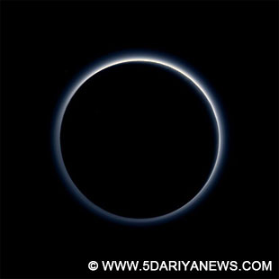 New Horizons captures blue skies and water ice on Pluto