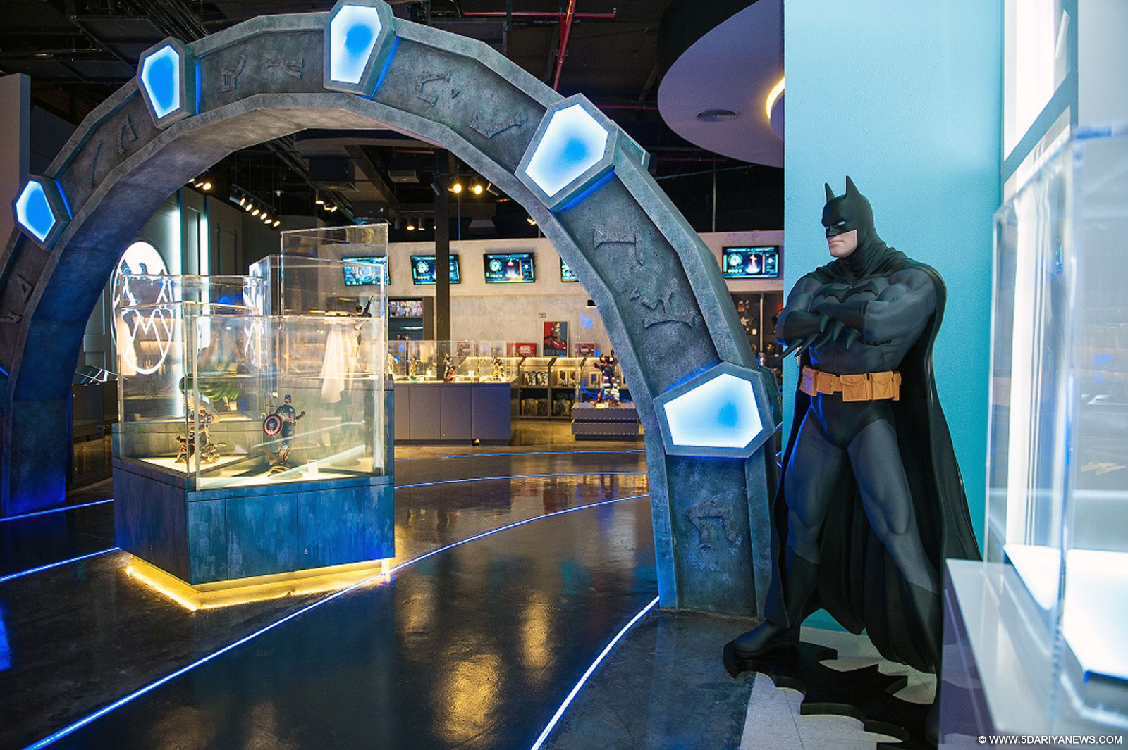Batman, Avengers and Hello Kitty to star in Comic Pavilion at SIBF 2015