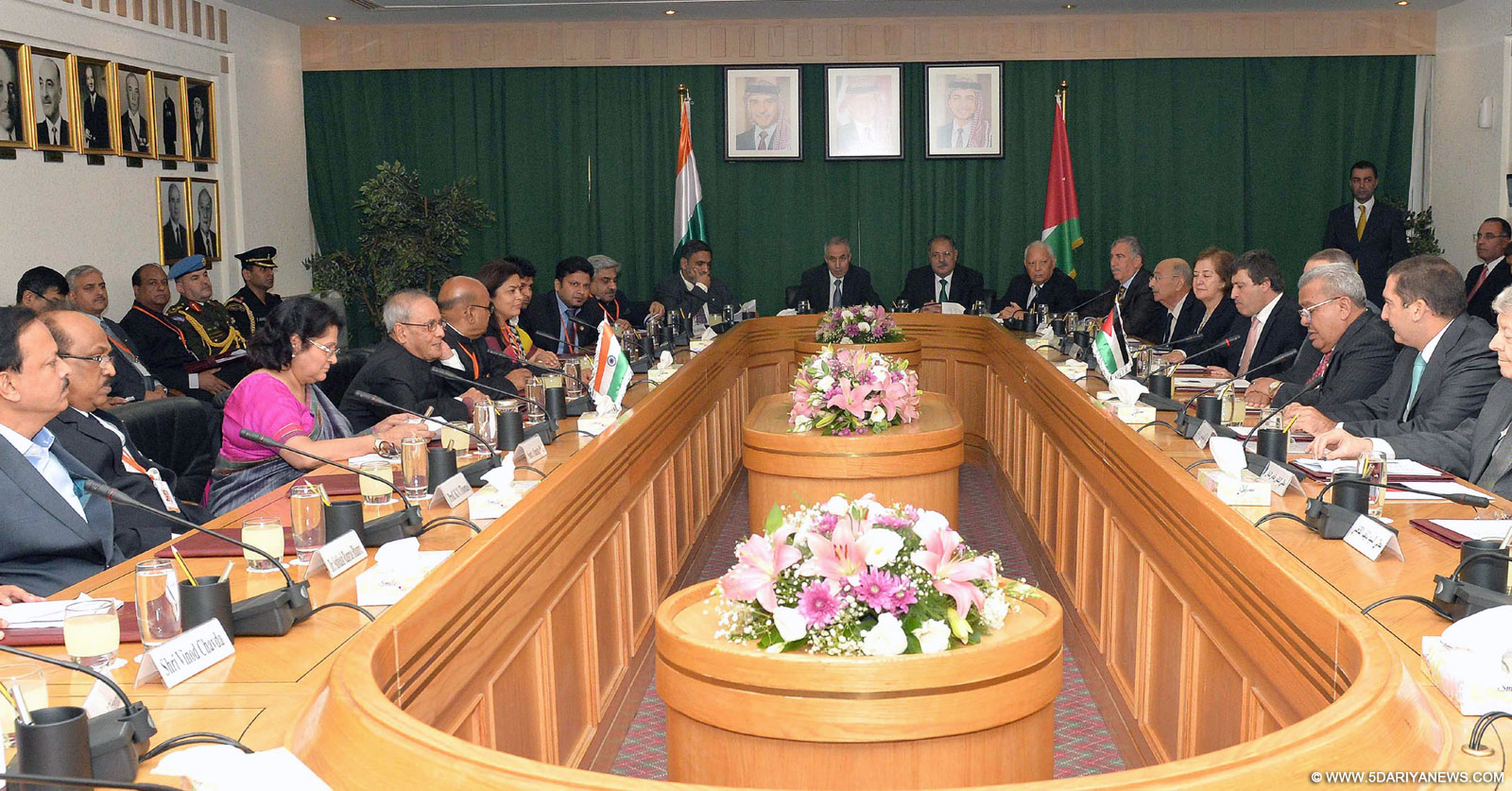 The President, Shri Pranab Mukherjee meeting with the President of Senate, Dr. Abdur-Raúf Rawabdeh and Members of the Foreign Relations Committee at Parliament Building, in Amman, Jordan
