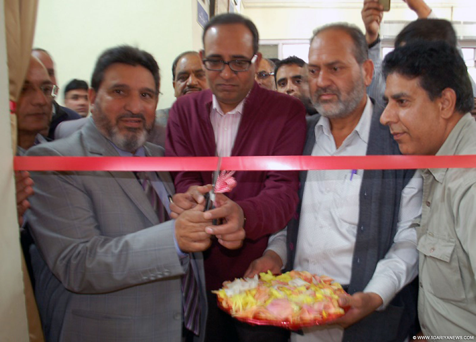 Altaf Bukhari inaugurates Grievance Redressal cell, listens to public grievance