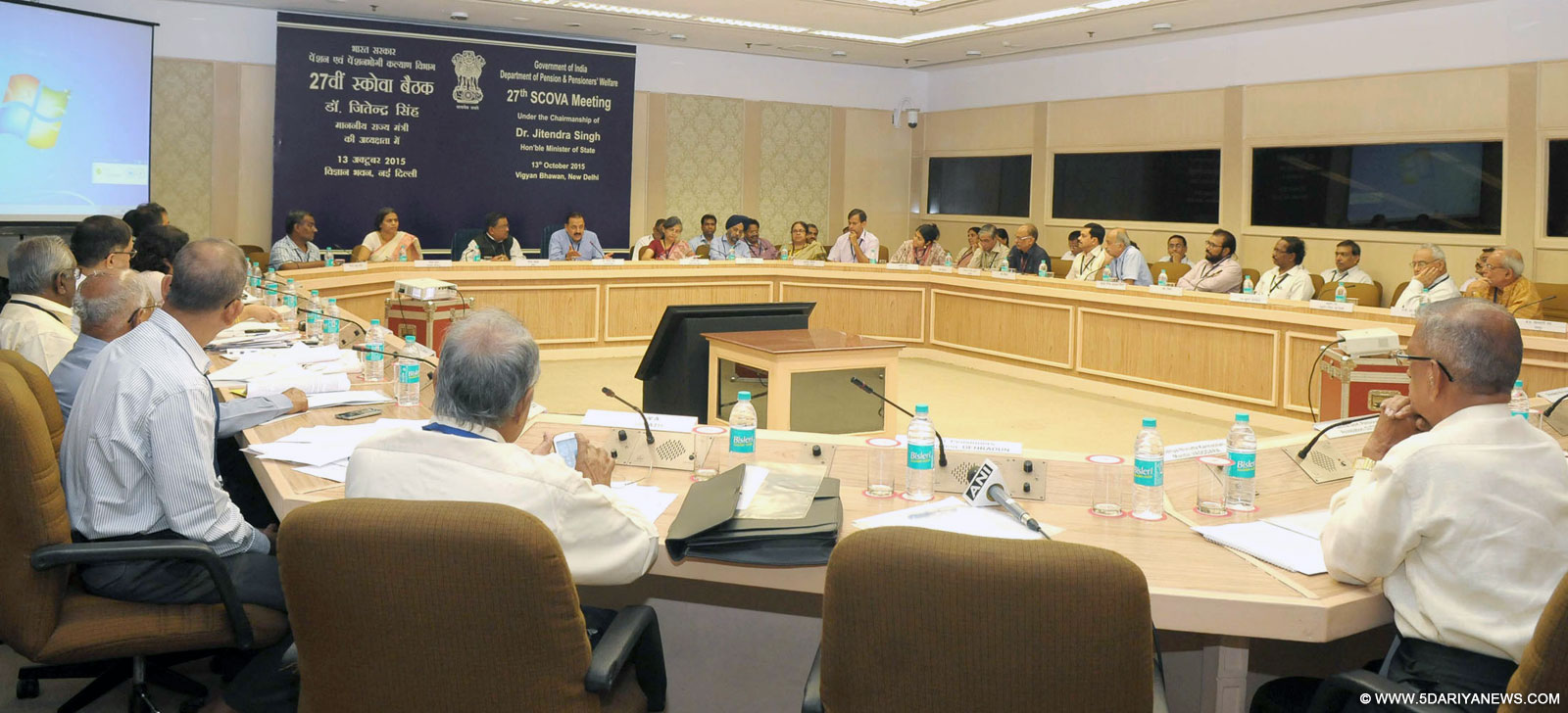 Dr. Jitendra Singh chairing the 27th meeting of the Standing Committee of Voluntary Agencies (SCOVA), in New Delhi on October 13, 2015.