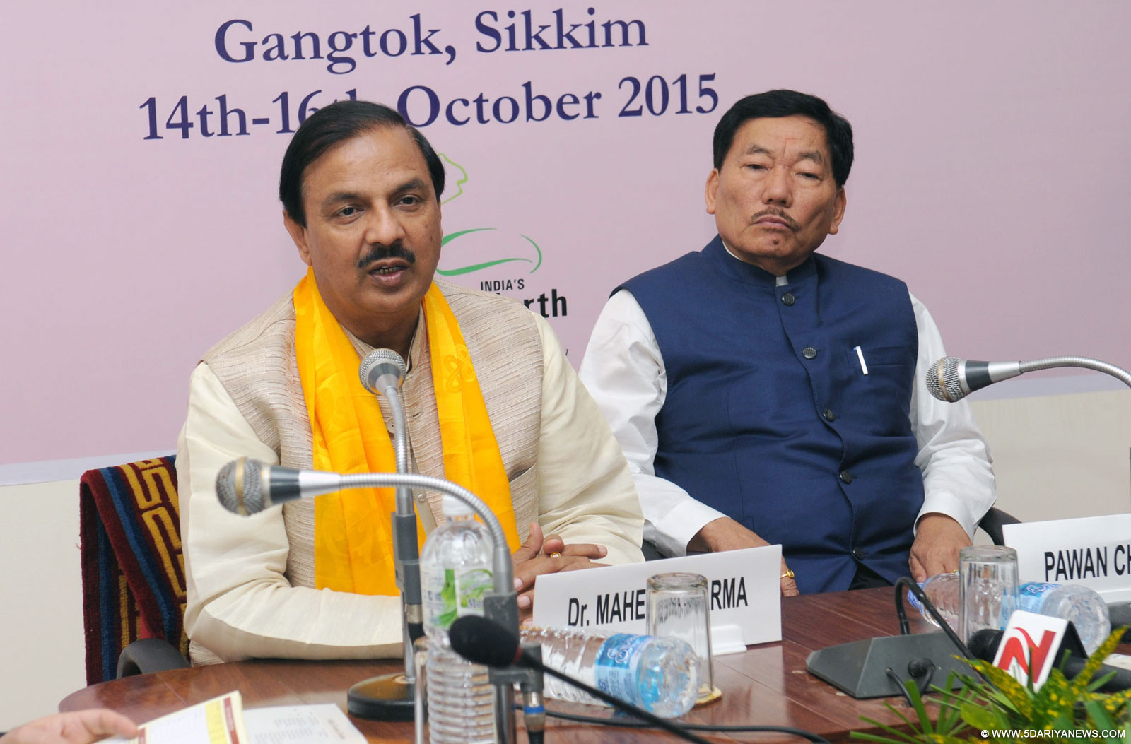 Dr. Mahesh Sharma and the Chief Minister of Sikkim, Shri Pawan Kumar Chamling addressing a press conference after inaugurating the 4th International Tourism Mart for North East Region 2015, in Gangtok, Sikkim on October 15, 2015. 