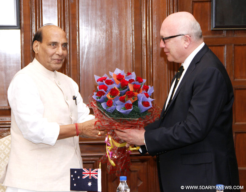 The Australian Attorney General, Mr. George Brandis QC calling on the Union Home Minister, Shri Rajnath Singh, in New Delhi on October 27, 2015.