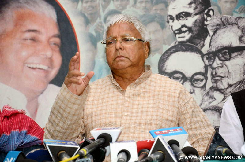 Lalu Prasad confident of winning 190 seats in Bihar