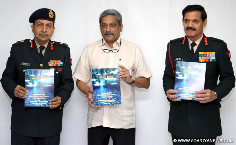The Union Minister for Defence, Shri Manohar Parrikar addressing at the inaugural function of the Army Cloud, Data Centre and Digi-Locker for the Indian Army, in New Delhi on November 09, 2015.