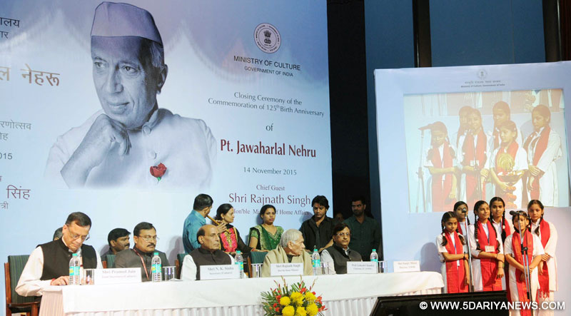 The Union Home Minister, Shri Rajnath Singh at the closing ceremony of the commemoration of 125th Birth Anniversary of the former Prime Minister, Pandit Jawaharlal Nehru, in New Delhi on November 14, 2015. The Secretary, Ministry of Culture, Shri Narendra Kumar Sinha and other dignitaries are also seen.