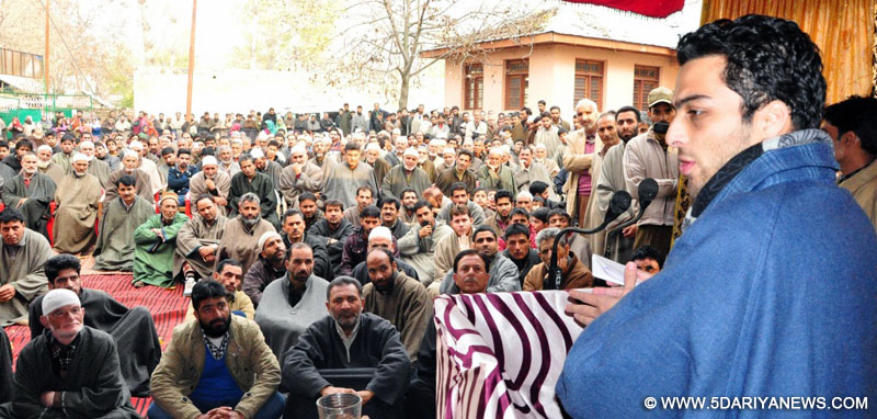 Yawar Mir announces Rs 3 Cr WSS to Hadipora,Chairs Public meeting at Rafiabad