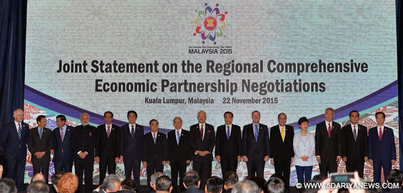 Leaders in a group photograph at the Joint Statement on the Regional Comprehensive Economic Partnership Negotiations, in Kuala Lumpur, Malaysia on November 22, 2015. 