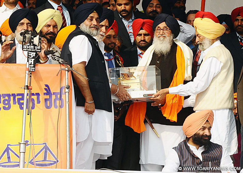 Parkash Singh Badal Asks Opposition To Refrain From Playing With Fire