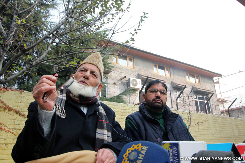 In 6 yrs, police booked 14000 teenagers and political workers: Syed Ali Shah Geelani