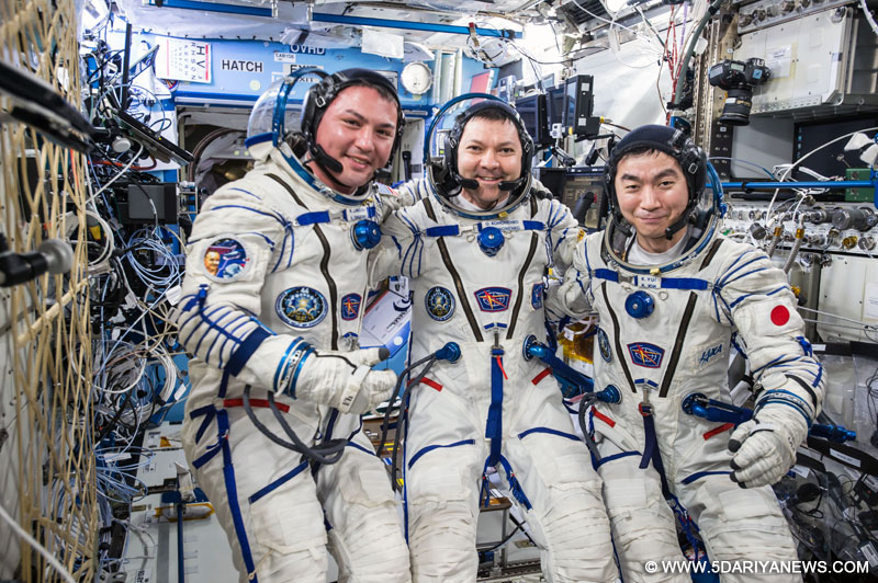 Expedition 45 flight engineer Kjell Lindgren, Oleg Kononenko of Russian Federal Space Agency and Kimiya Yui of the Japan Aerospace Exploration Agency landed safely in Kazakhstan.