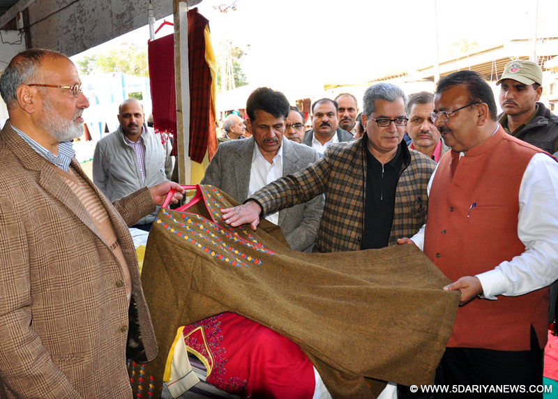 Chander Prakash Ganga inaugurates Special Handloom Expo – 2015